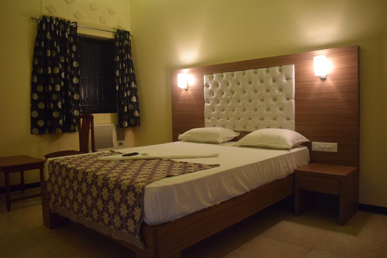 Kudla Rasa Prakash Hotel Mangalore Exterior photo